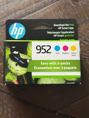 HP 952 Tri-Color Ink Pack — Cyan, Magenta, Yellow